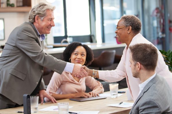 Resouce-Card-Art-The-‘Outsider-Advantage